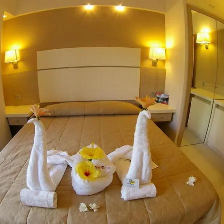 Villaggio Old River Aparthotel 3*