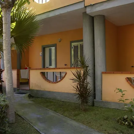 Villaggio Old River Aparthotel Capo Vaticano