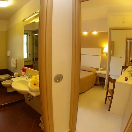 Aparthotel Villaggio Old River 3*