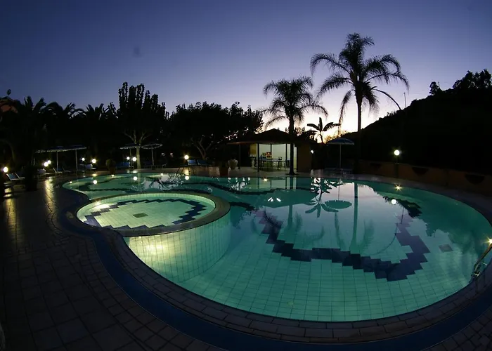 Apart-hotel Villaggio Old River 3*