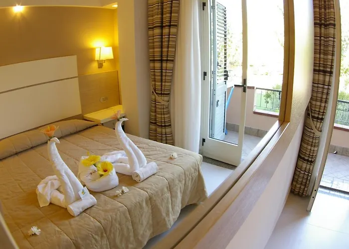 Apart-hotel Villaggio Old River 3*