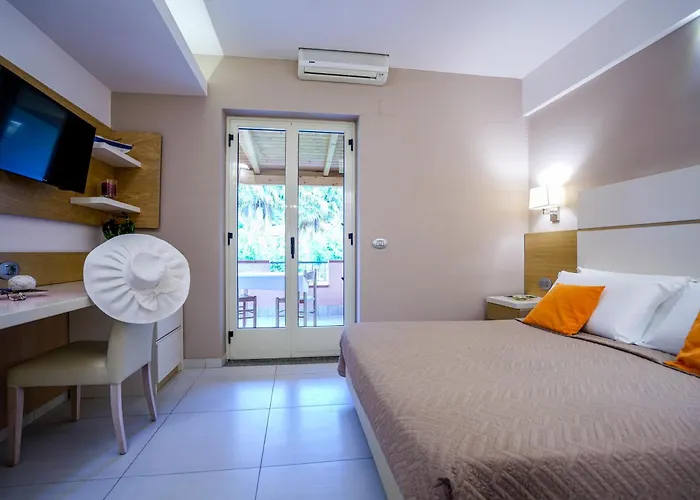 Apart-hotel Villaggio Old River 3*