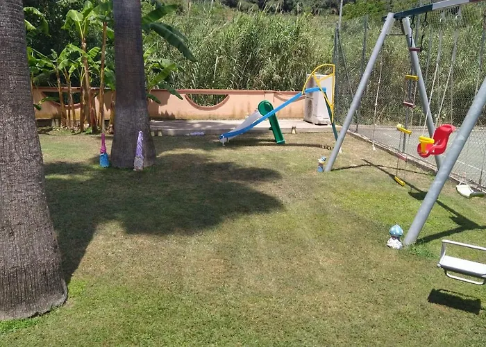 Apart-hotel Villaggio Old River 3*